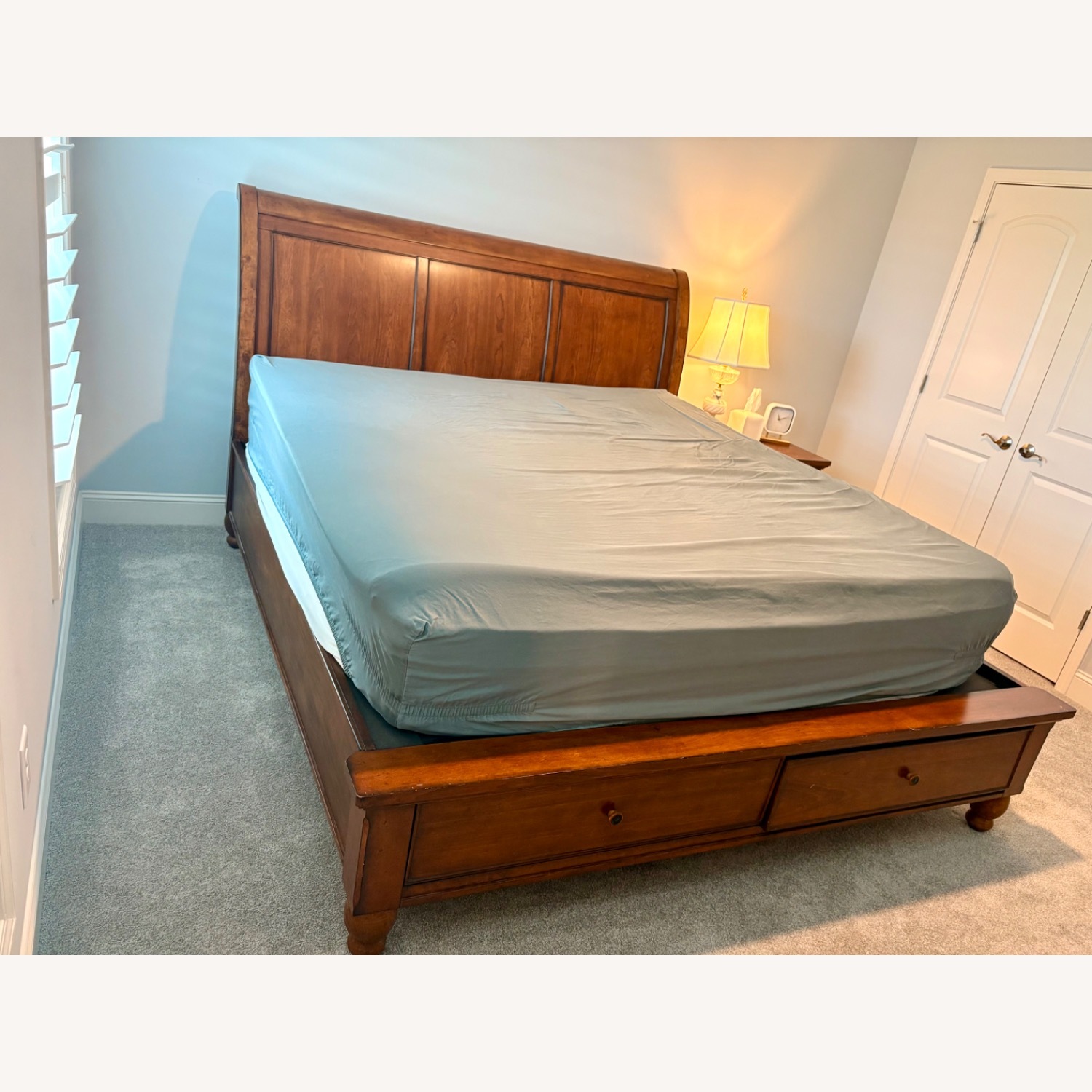 Furniture Row Dark Brown Wood King Bed - image-2