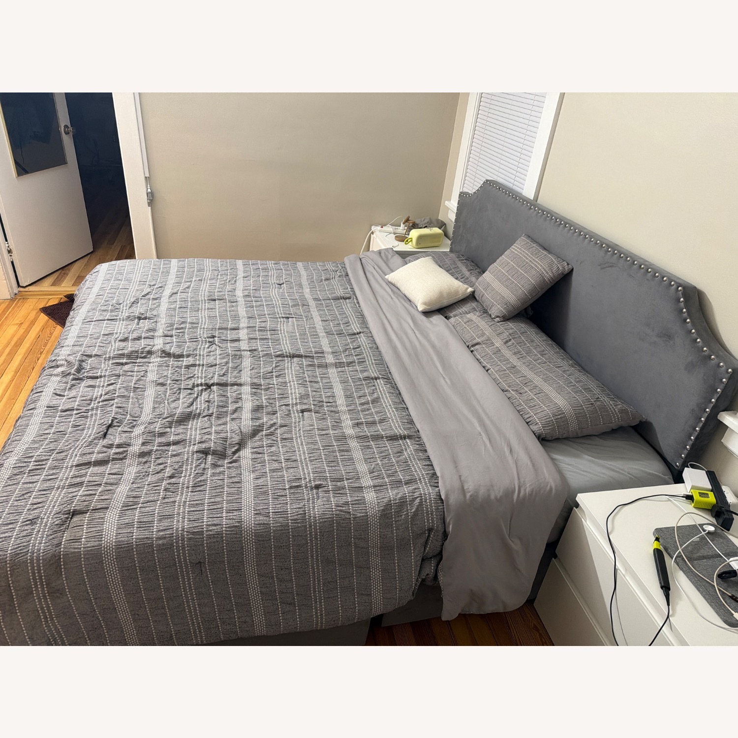 Wayfair Dark Gray Fabric King Bed - image-2