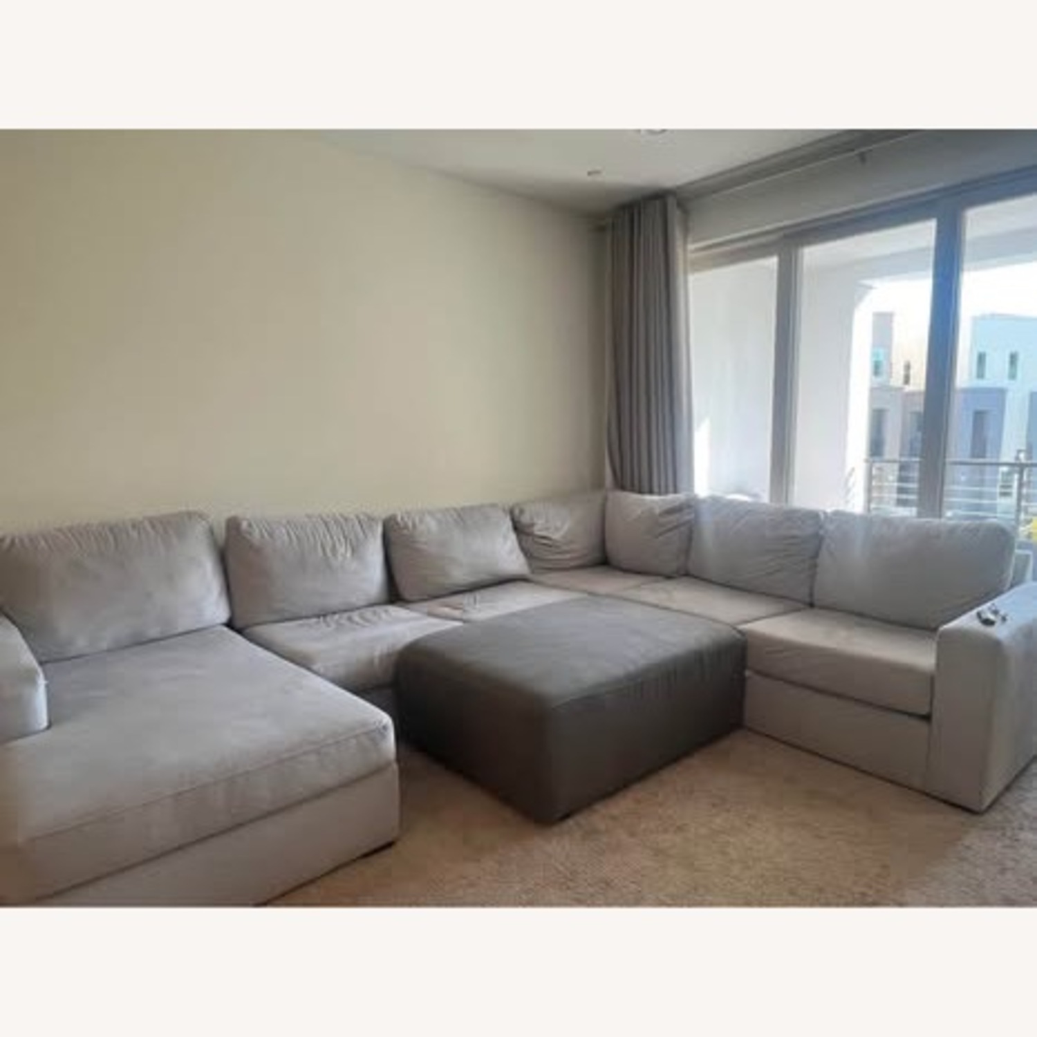 Living Spaces Light Gray 3+ Piece Sectional - image-1