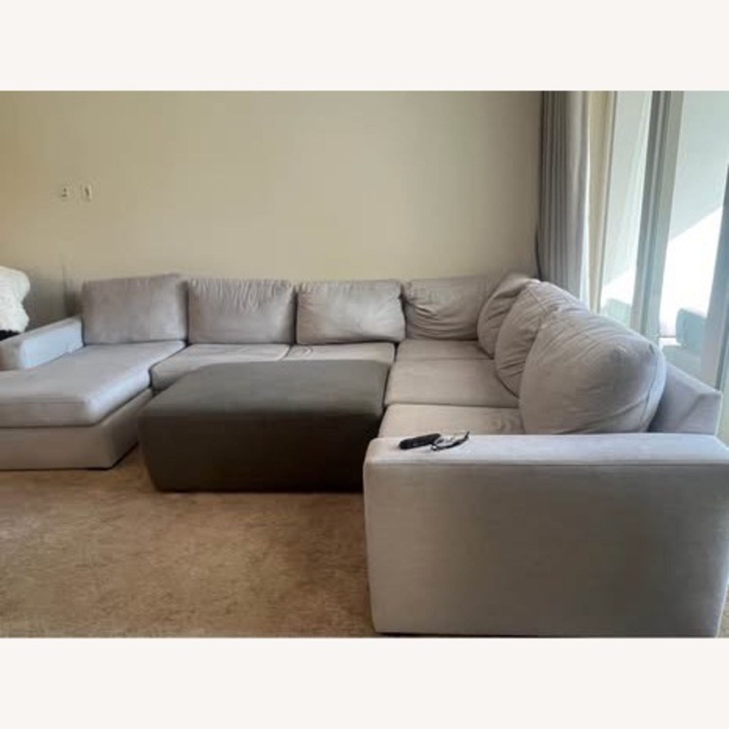 Living Spaces Light Gray 3+ Piece Sectional - image-2