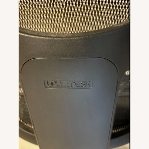 Used Uplift J3 Ergonomic Chair for sale on AptDeco