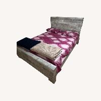 Light Gray Wood Full Bed