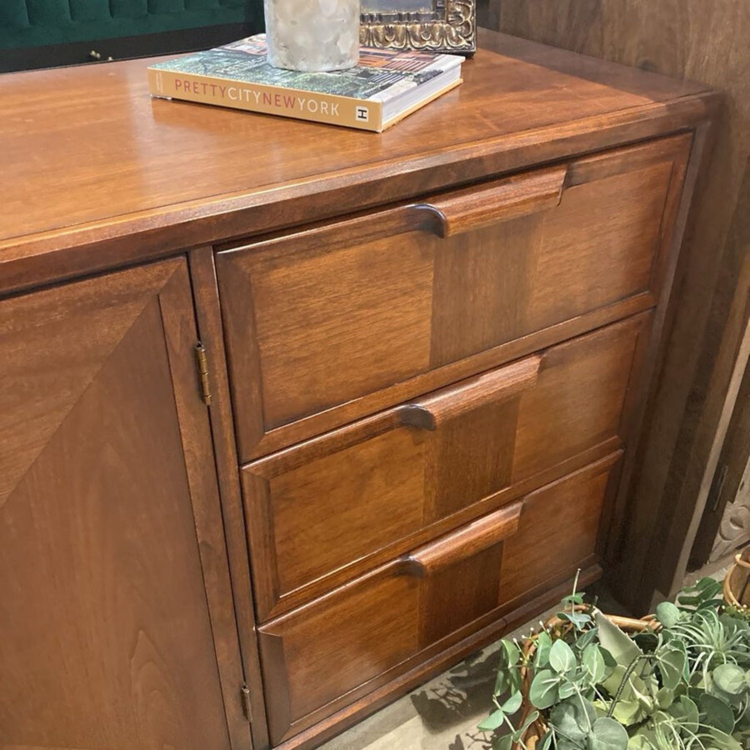 Mid-Century Modern 9-Drawer Dresser - image-2