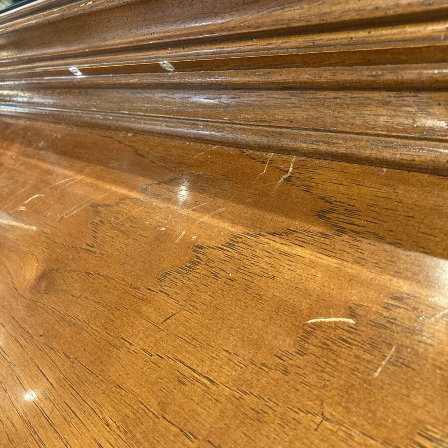 Thomasville Birchwood 12-Drawer w Mirror Dresser - image-10