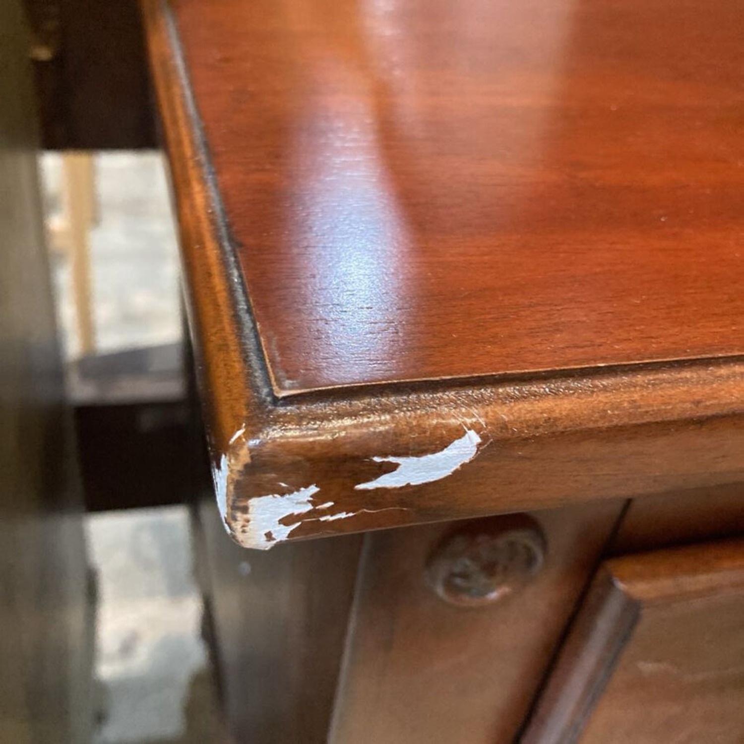 Easterbrook Accent Chest Dresser - image-5