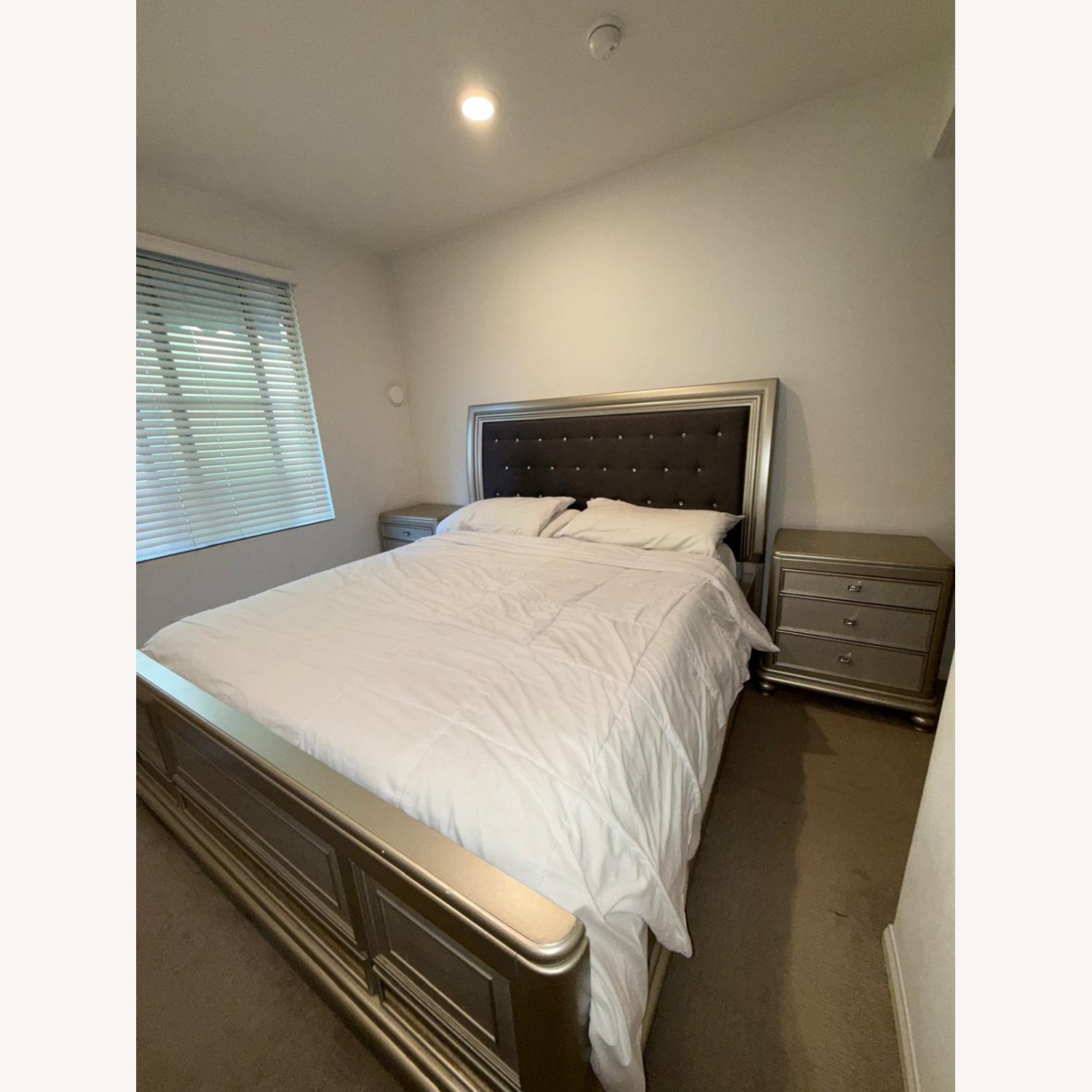 Coralayne Nightstand Set - image-2