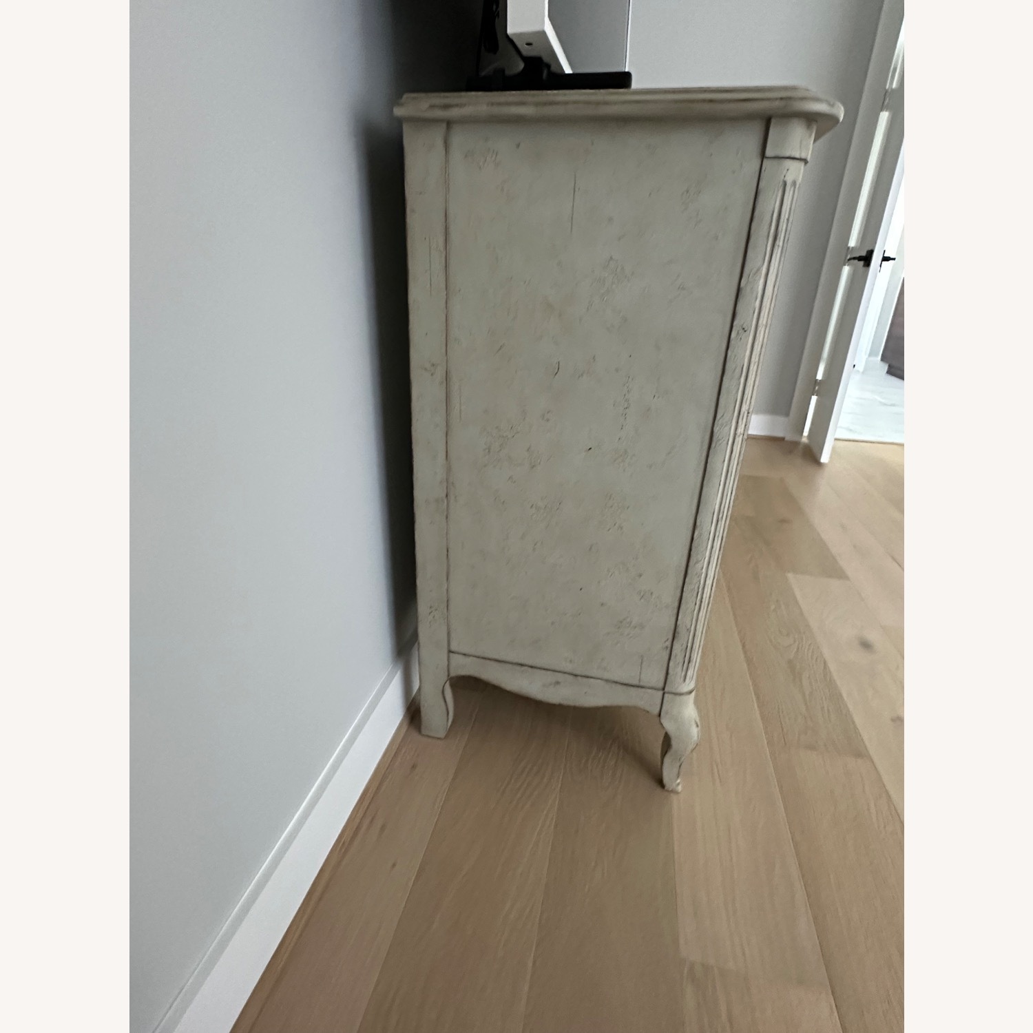 Stanley Furniture Light Gray Dresser - image-4