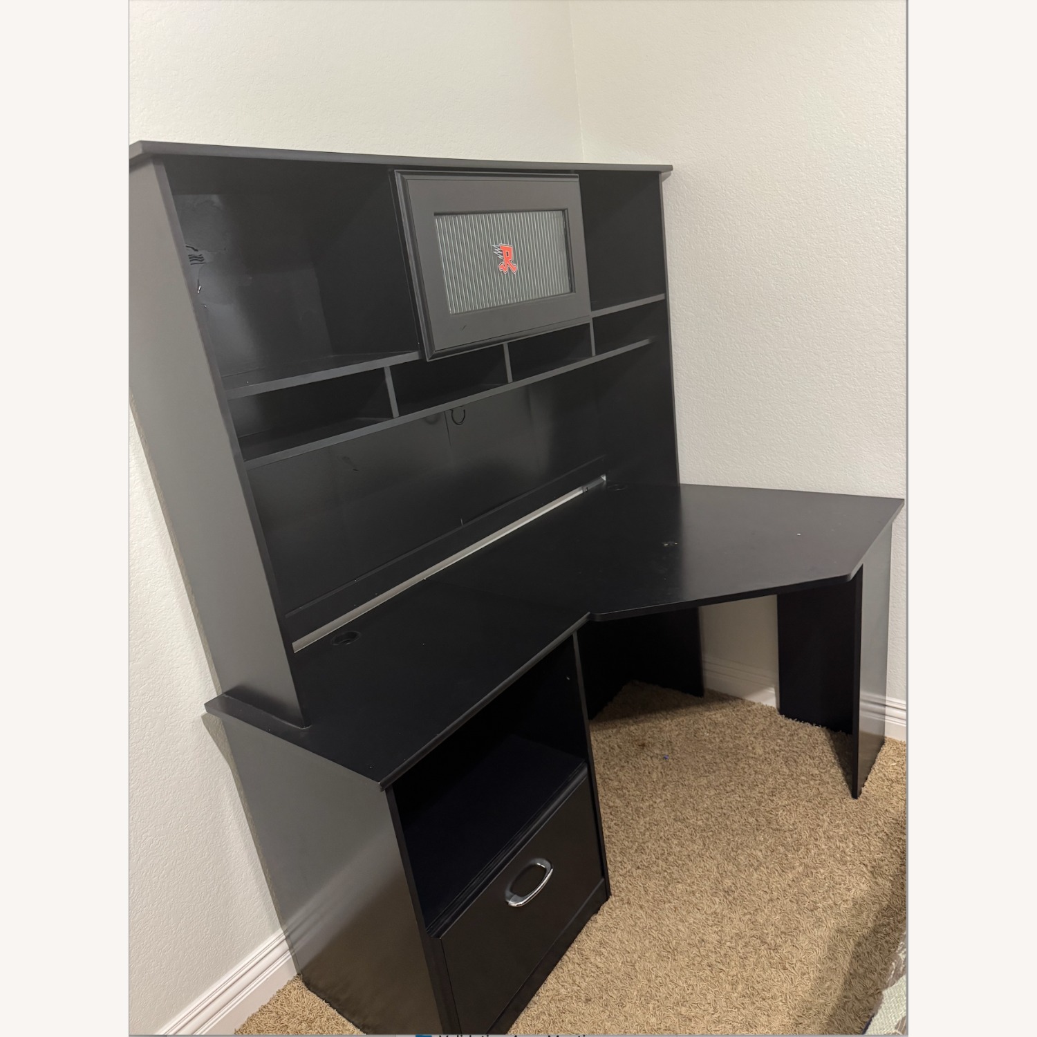 L-Shaped Corner Desk with Hutch - image-5