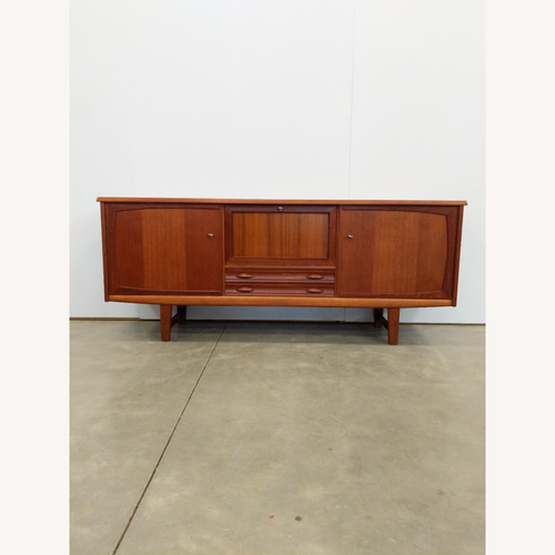 Used Vintage Mid Century Modern Teak Credenza for sale on AptDeco