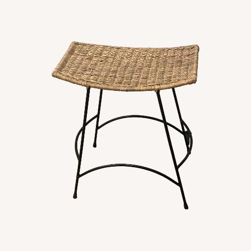 Used Vintage/Antique Natural Wicker Stools for sale on AptDeco