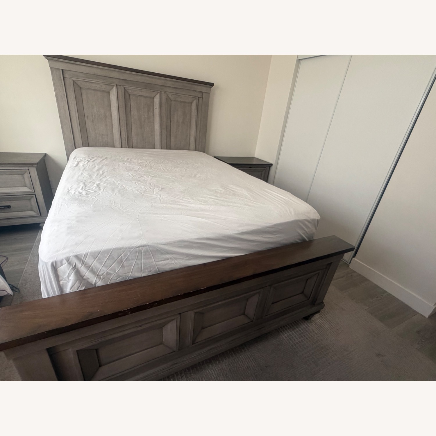 Light Gray Wood Queen Bed - image-1