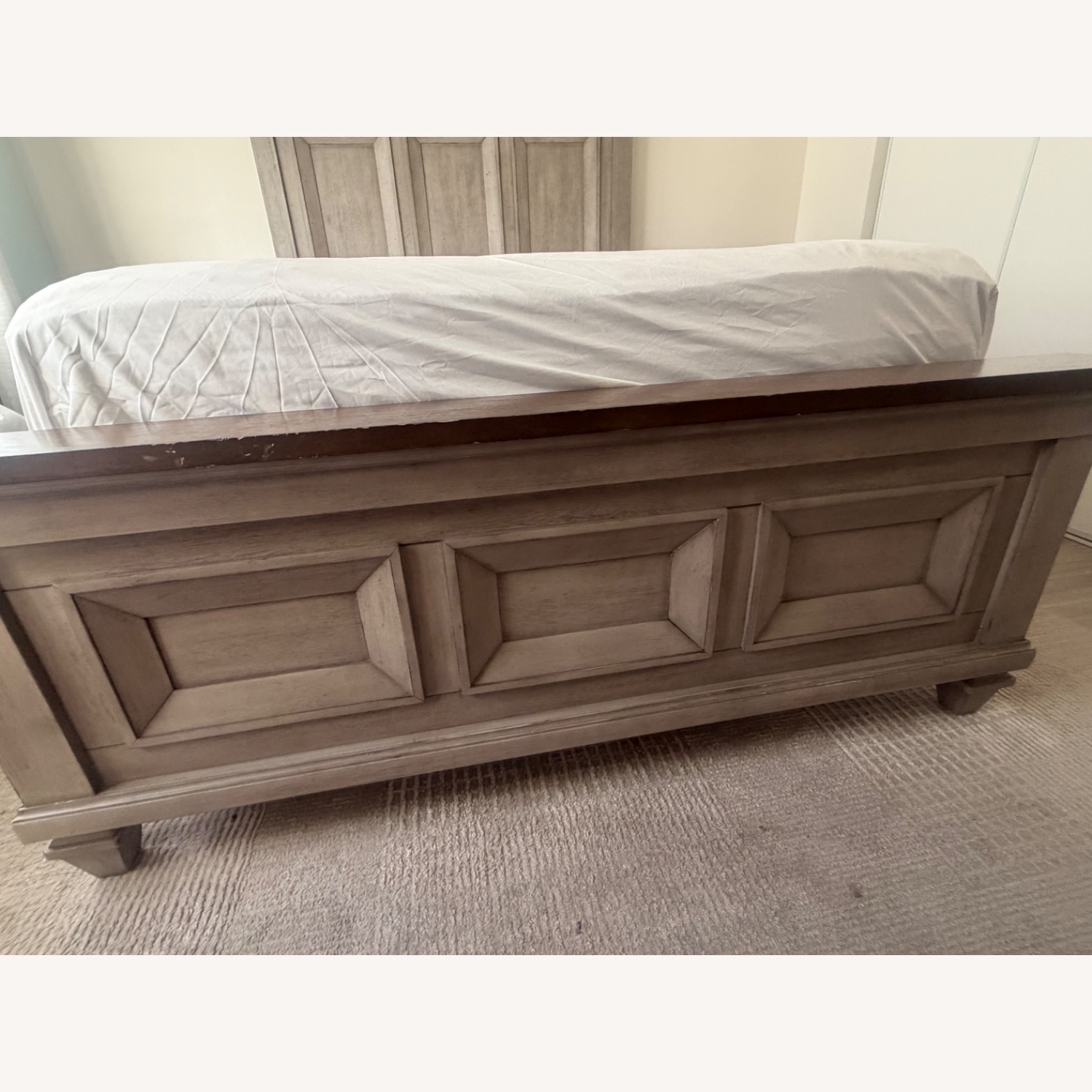 Light Gray Wood Queen Bed - image-2