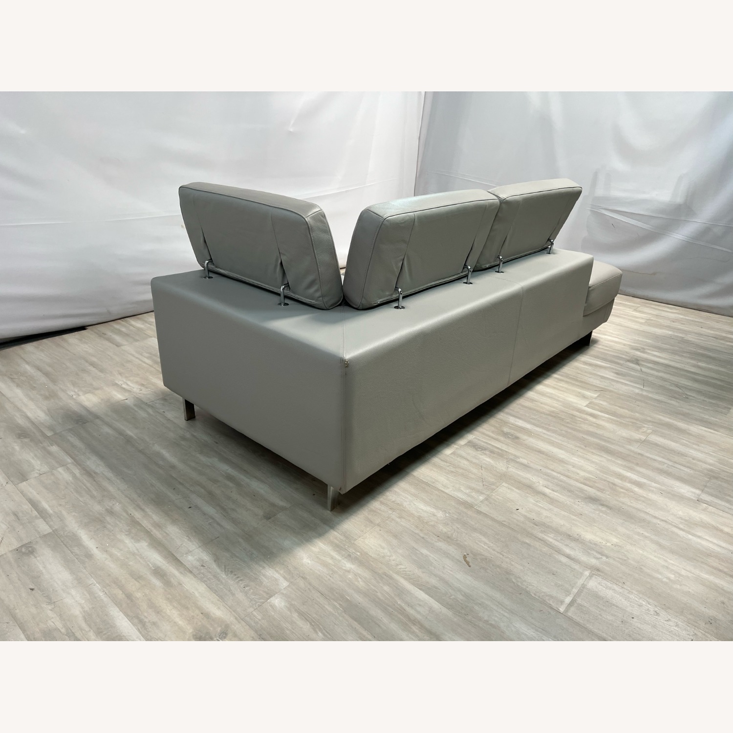 Orren Ellis Keyesport Upholstered Sectional - image-8