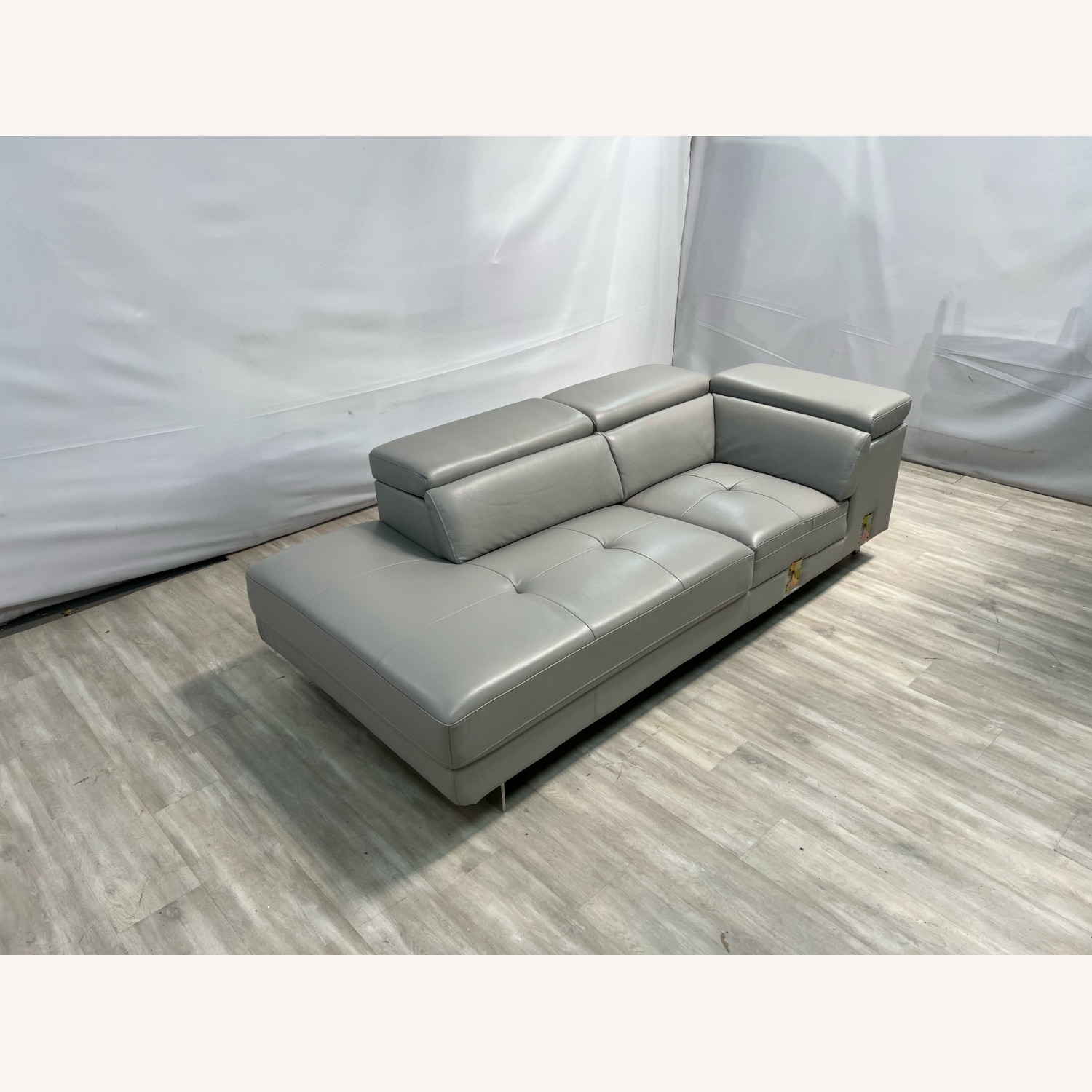 Orren Ellis Keyesport Upholstered Sectional - image-2