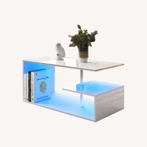 Used White Wood Coffee Table for sale on AptDeco