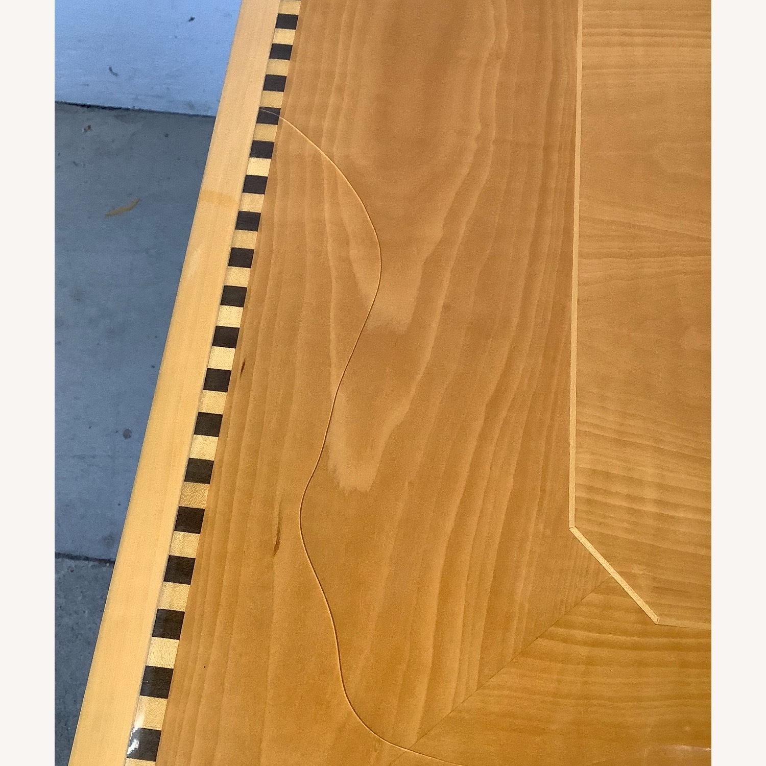 Sawaya & Moroni Modern Italian Dining Table - image-13