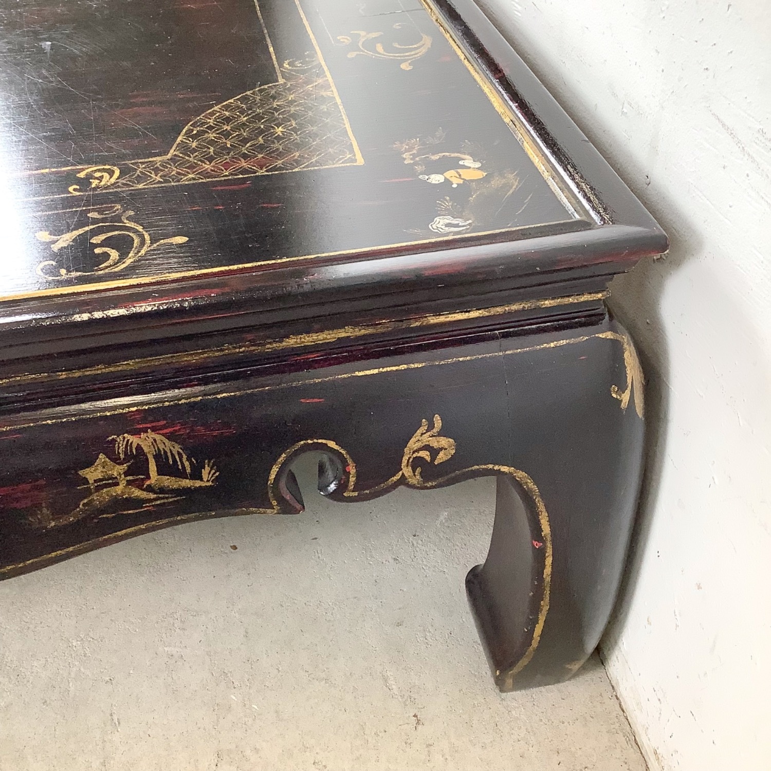 Black Lacquer Decorative Cocktail Table - image-15