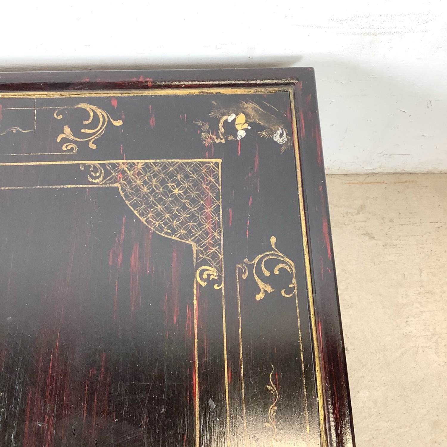 Black Lacquer Decorative Cocktail Table - image-7