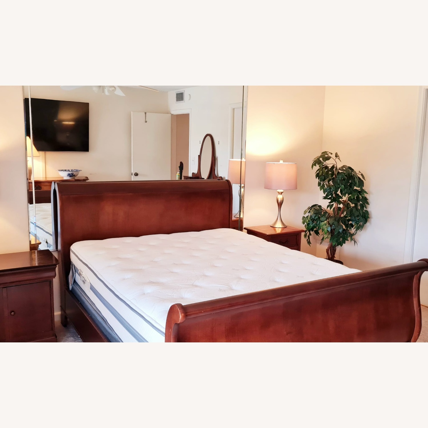 Wood Queen Sleigh Bed – Cherry Finish - image-2