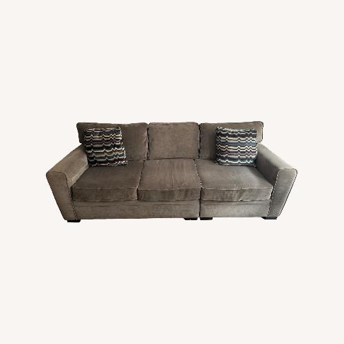 Used Raymour & Flanigan Light Gray 2 Piece Sectional for sale on AptDeco