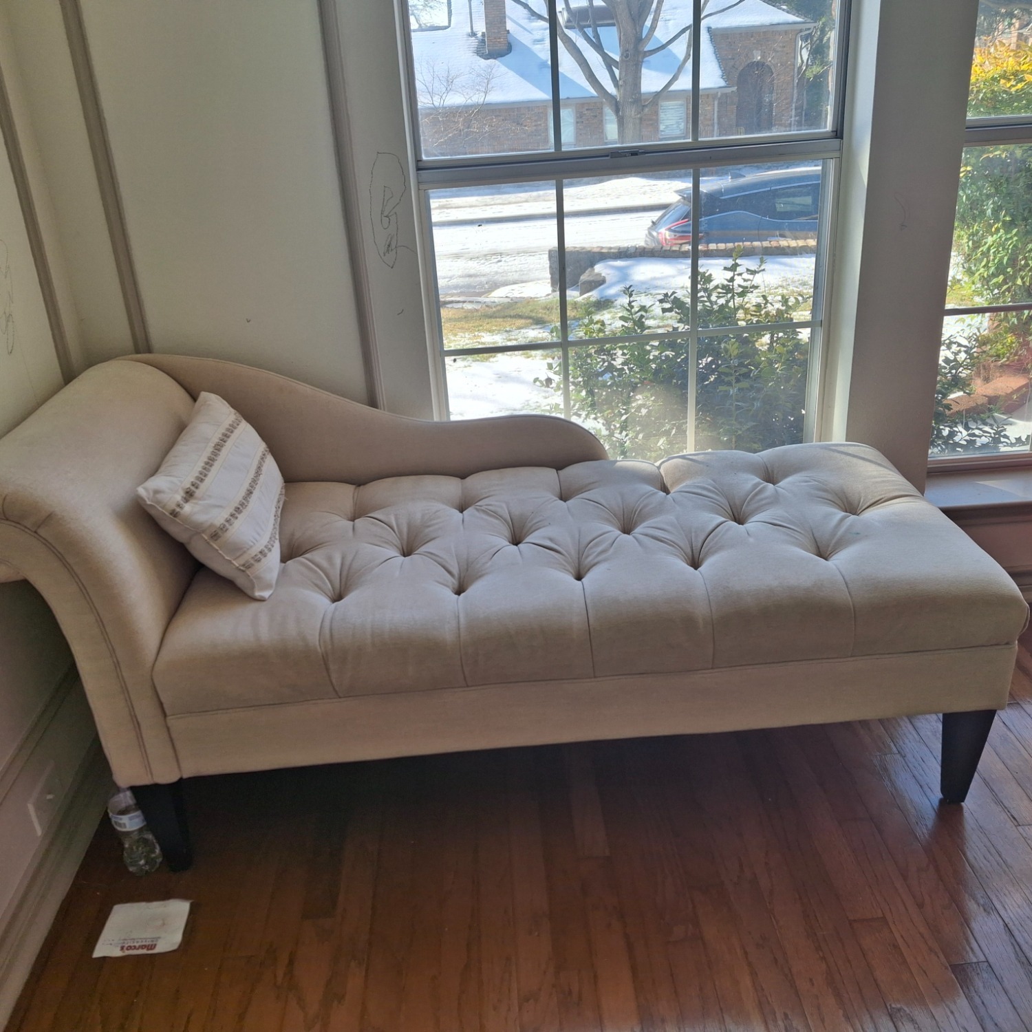 White Fabric Chaise Lounge - image-2