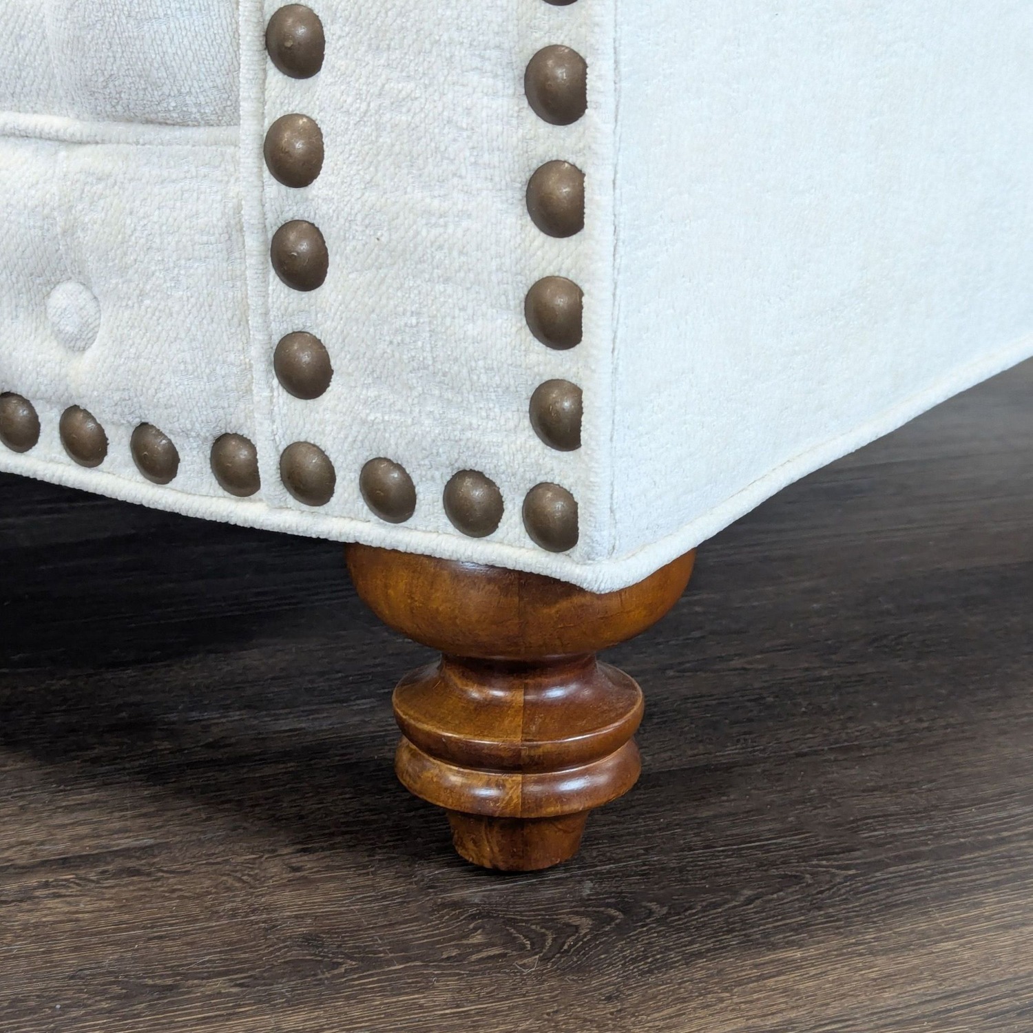 Classic 3-Seat Tufted Chesterfield Sofa - image-5