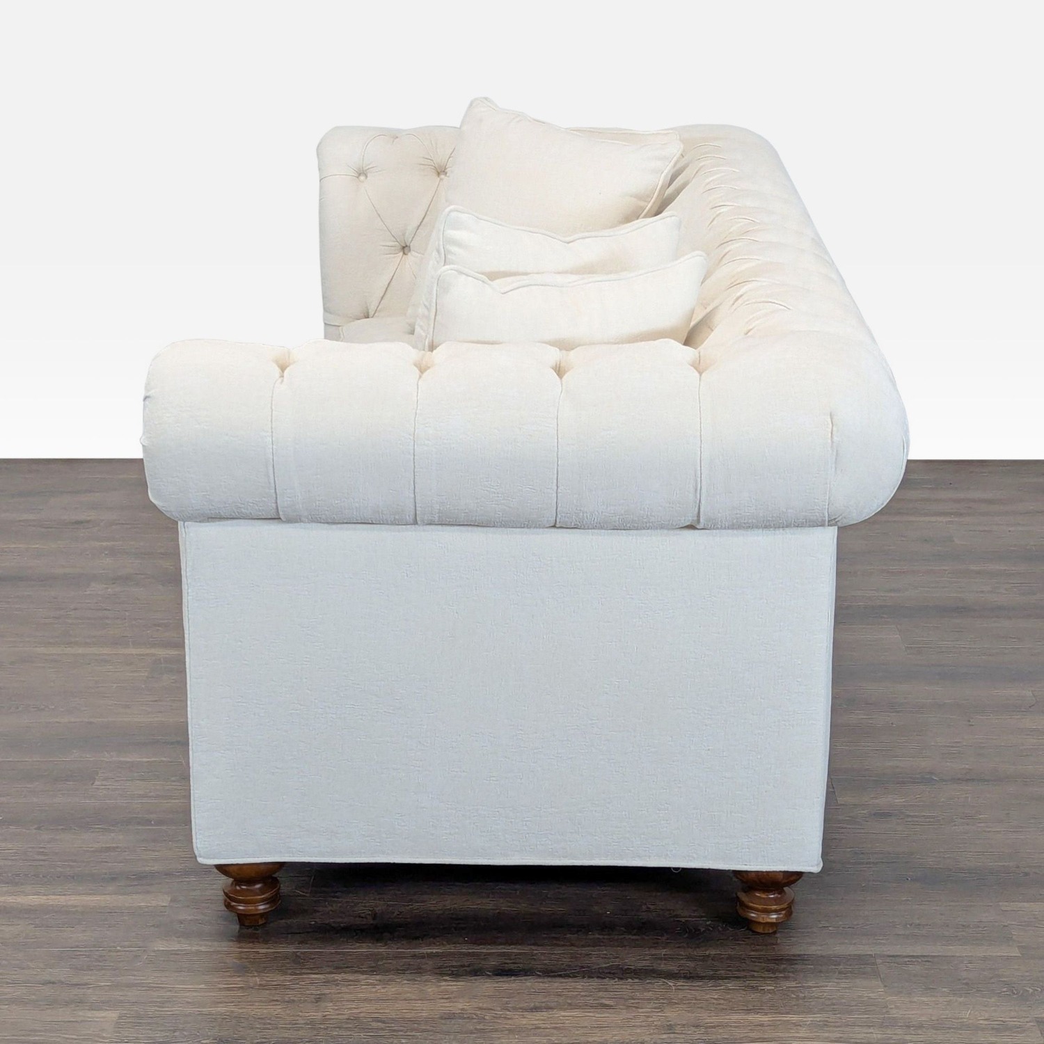 Classic 3-Seat Tufted Chesterfield Sofa - image-4