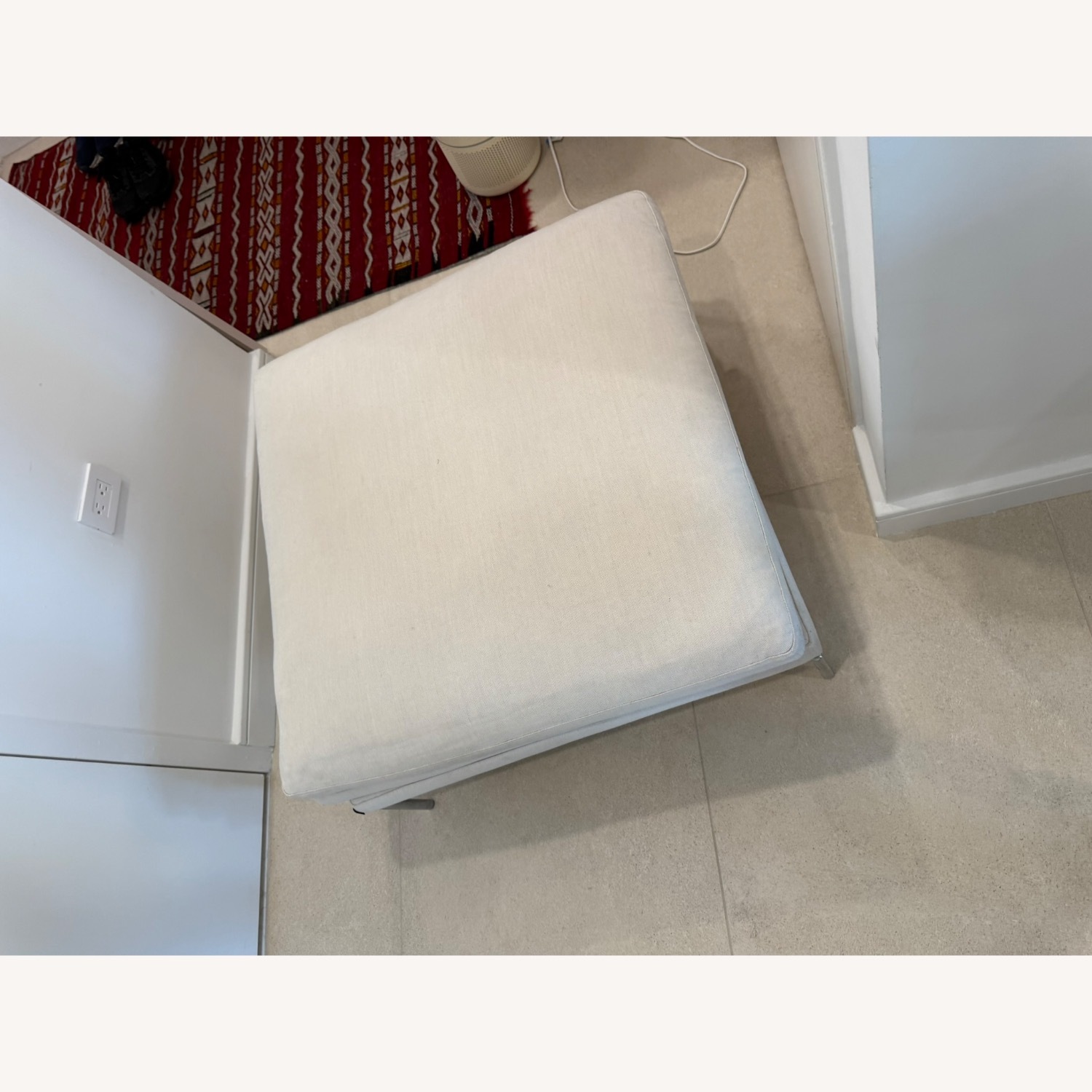 Zanotta William white Footstool  - image-3