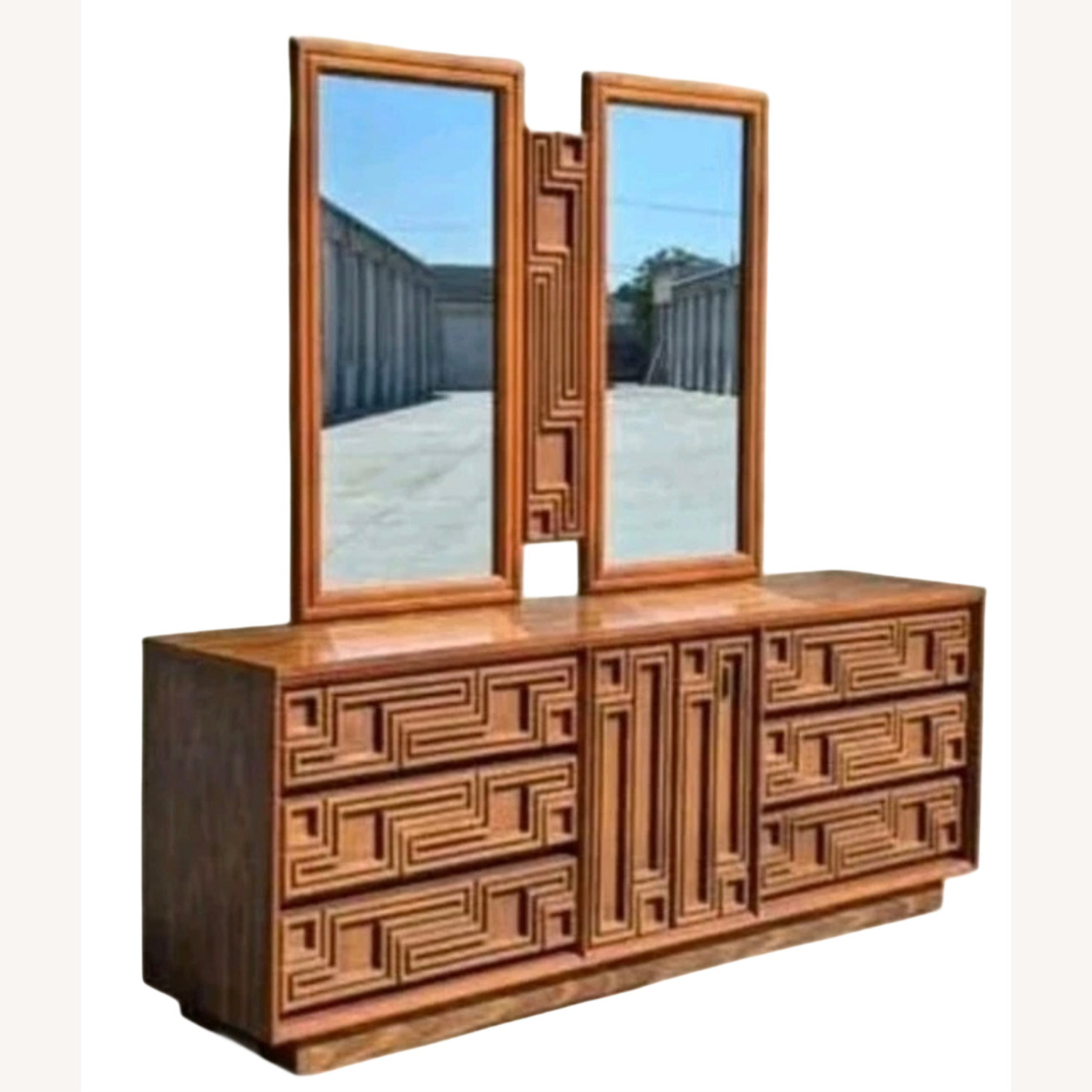 Bassett Penthouse Flamboyant Dresser - image-3