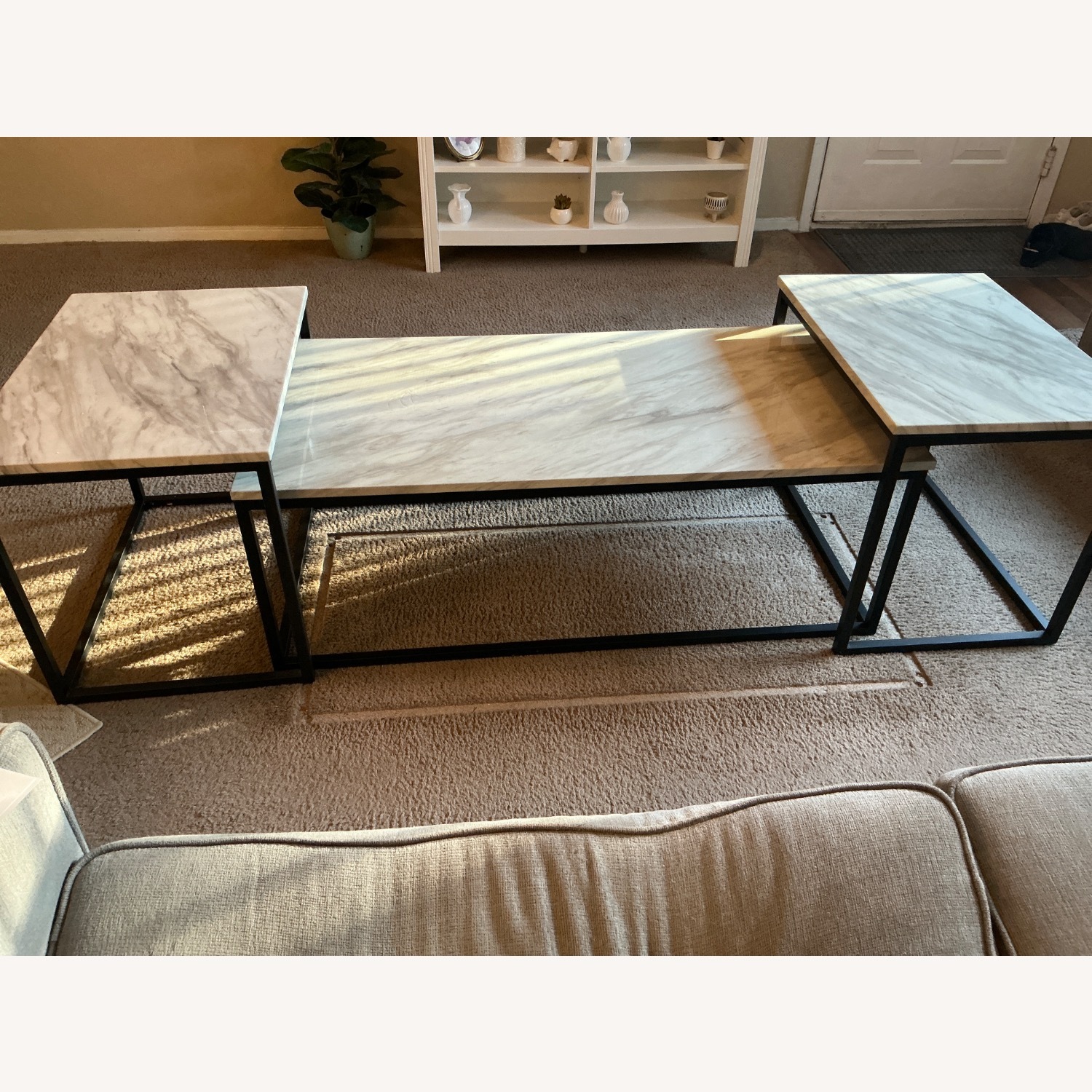 Ashley Furniture Donnesta Table (Set of 3) - image-1