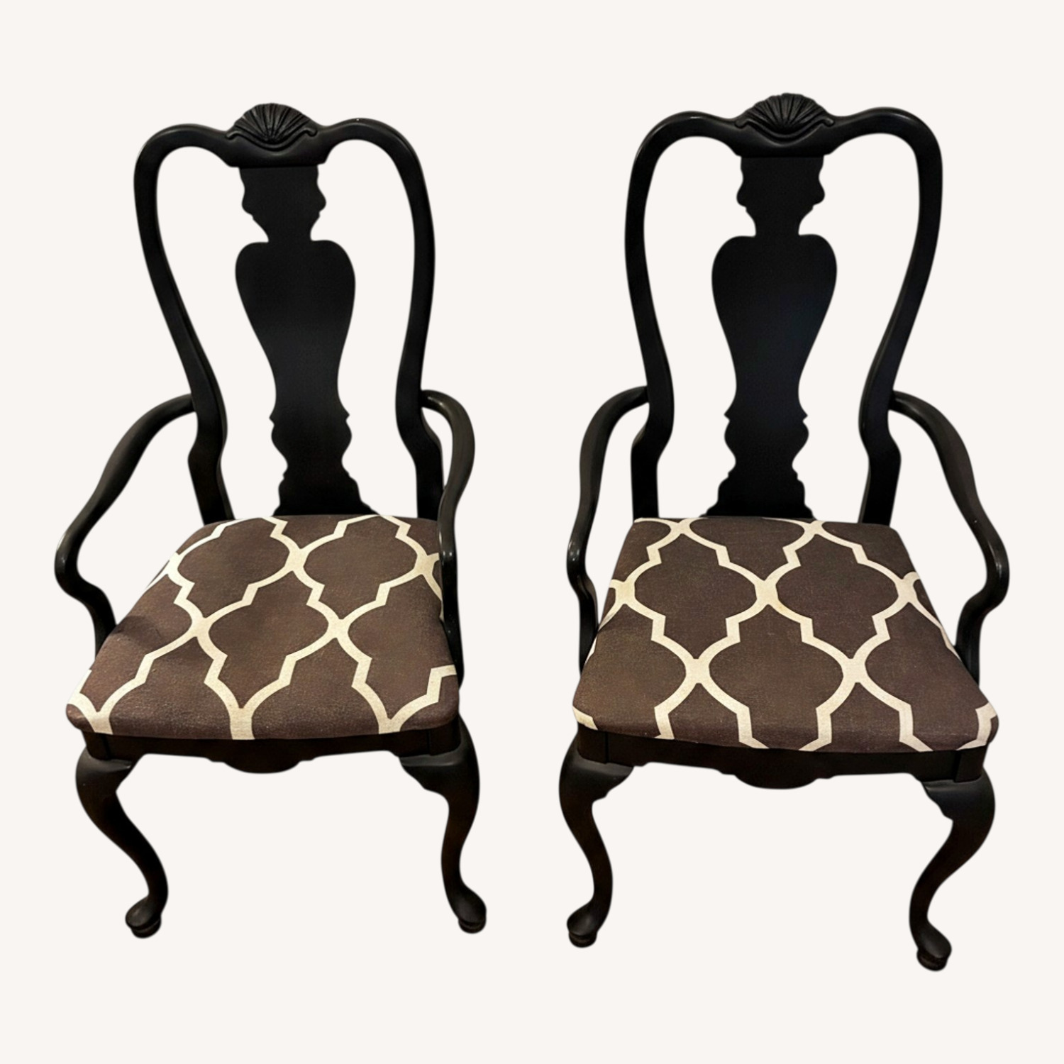 Queen Ann Solid Wood Gray Finish Dining Chairs - image-0