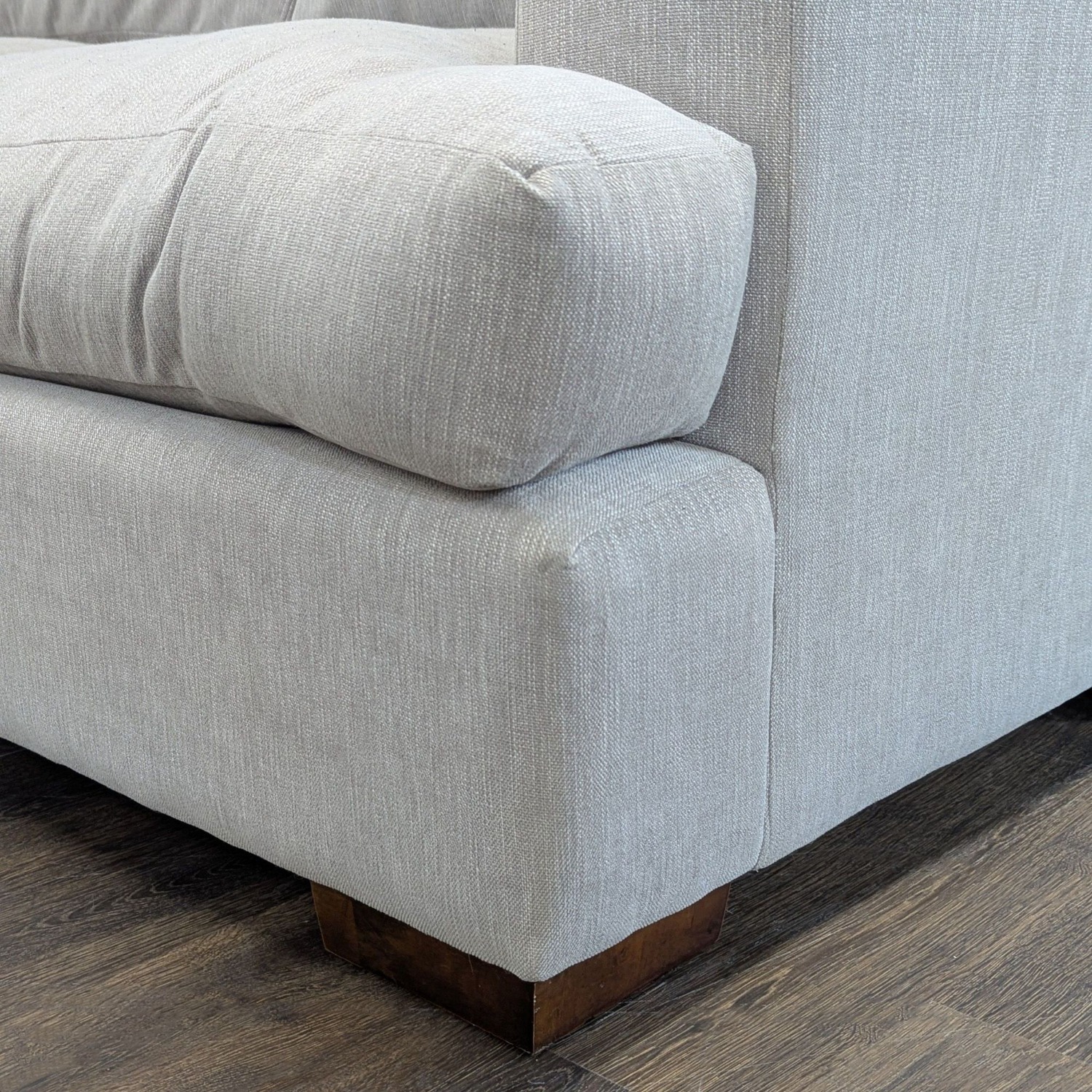 Modern Light Gray L-Shaped Sectional Sofa  - image-7