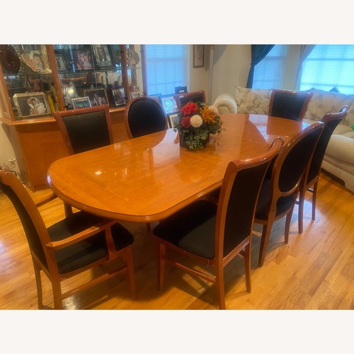 Used Raymour & Flanigan Dining Sets for sale on AptDeco
