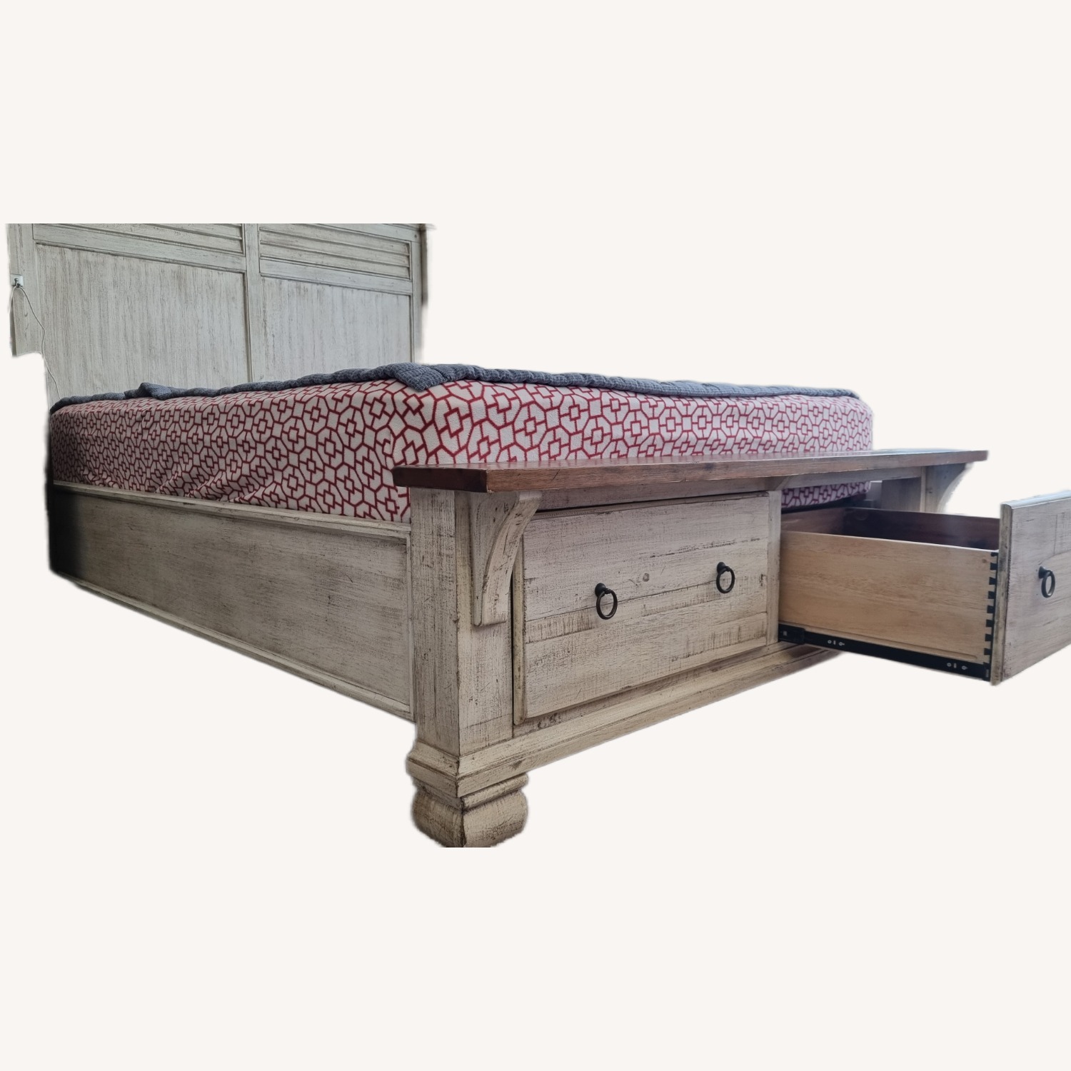 Wood Bed With 2 Drawers - image-2