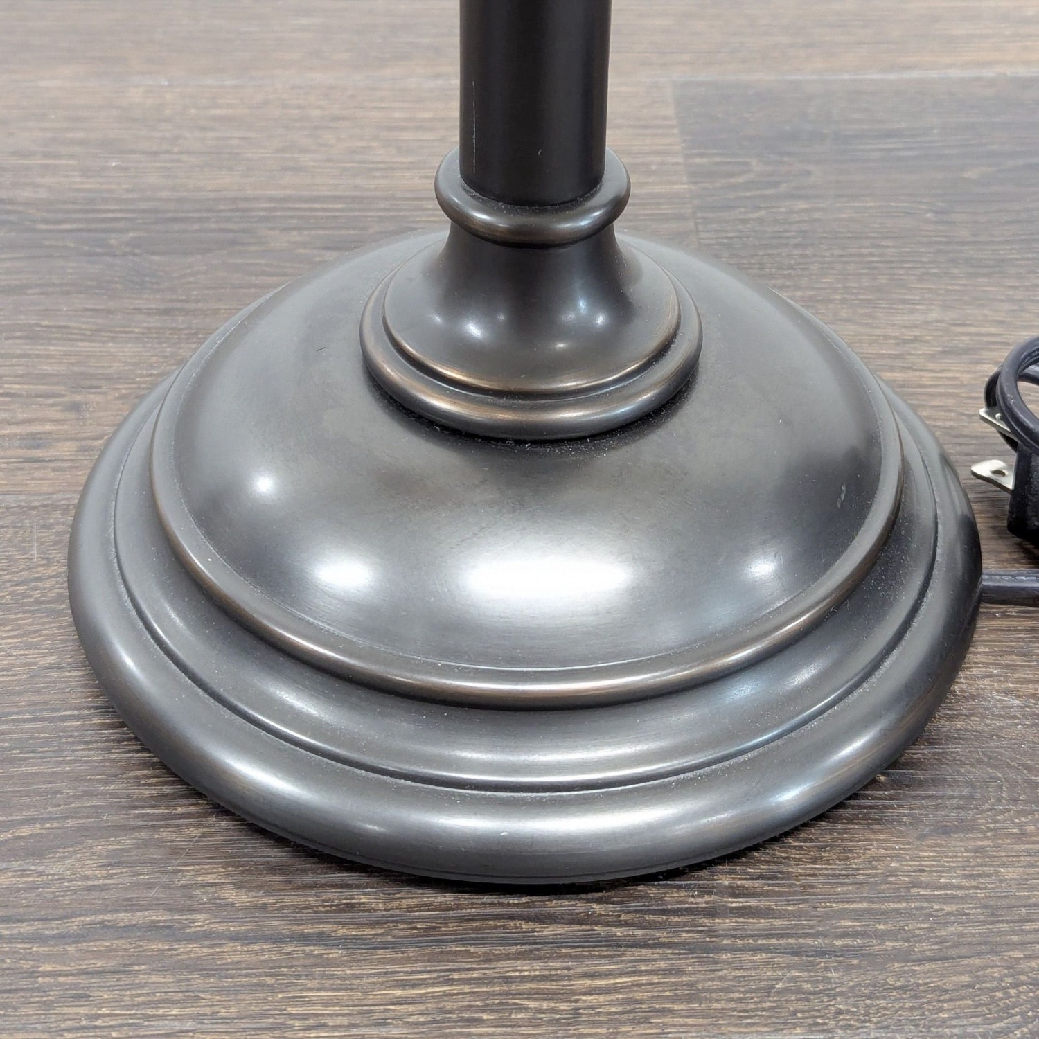 Classic Adjustable Table Lamp with Beige Fabric - image-4