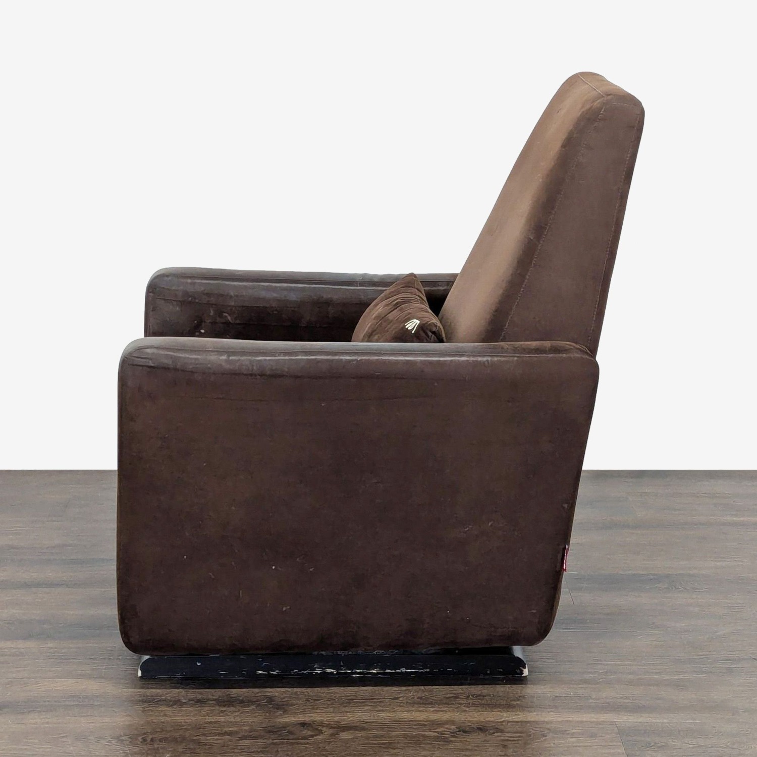 Monte Grano Brown Reclining/Gliding Lounge Chair  - image-6