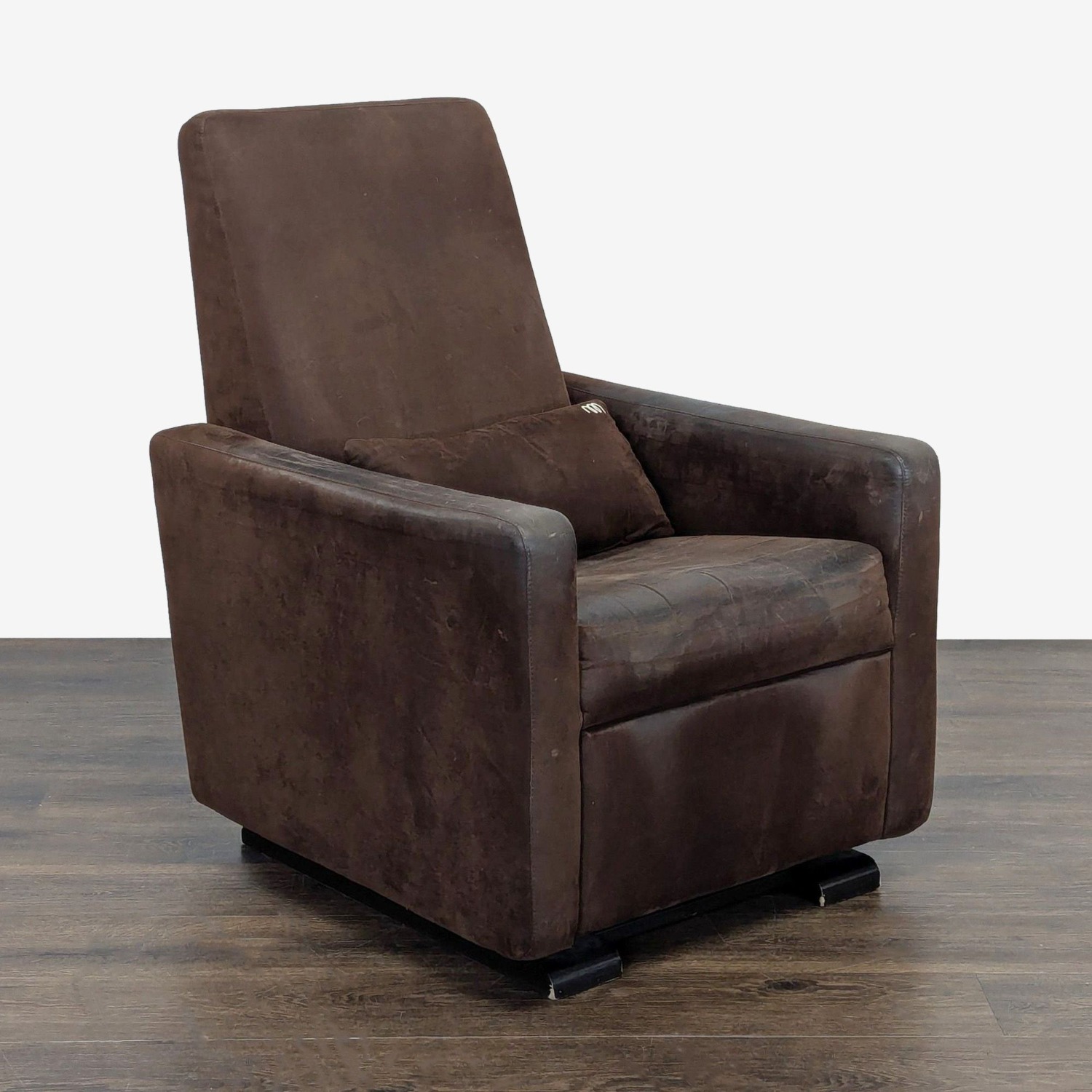 Monte Grano Brown Reclining/Gliding Lounge Chair  - image-2