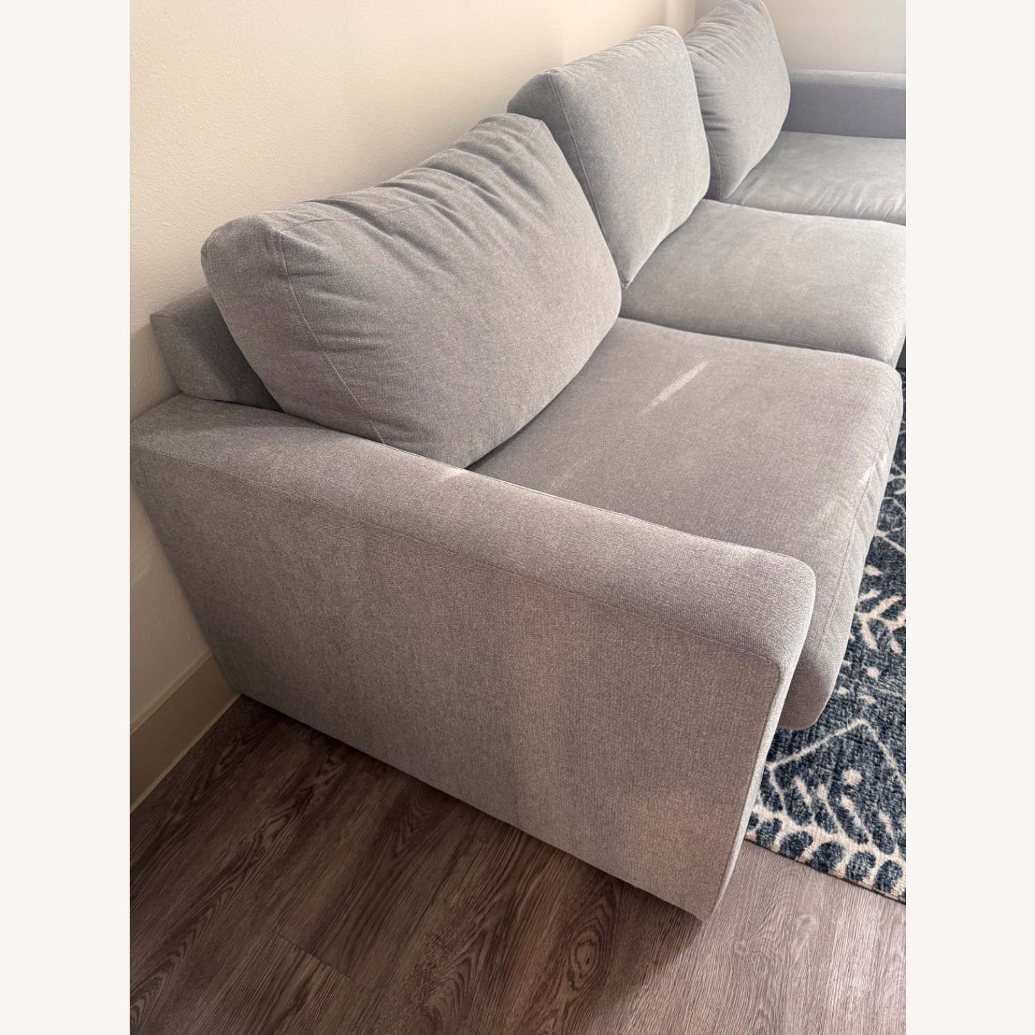 Ashley Furniture 3 Piece Modular W Chaise - image-2