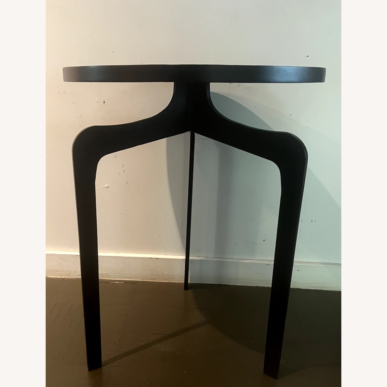 Modern Side Metal Table Jens Risom Style 3 Legs - image-4