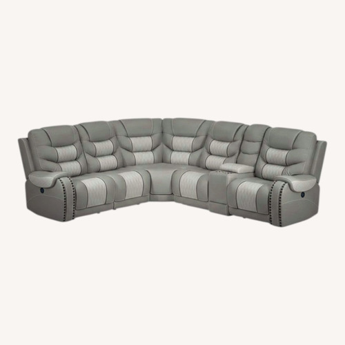 Used Rooms To Go Headliner Light Gray Leather 3+ Piece Sectional for sale on AptDeco