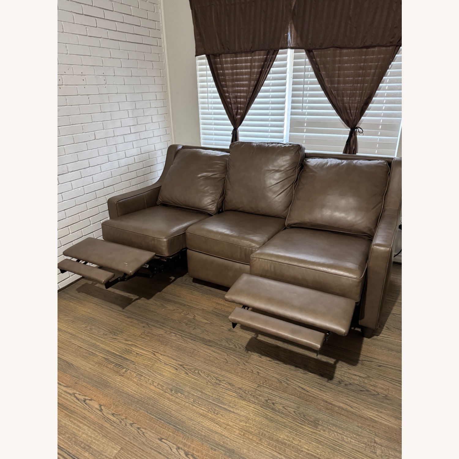 Bassett Dark Brown Leather 3+ Seater Sofa - image-11