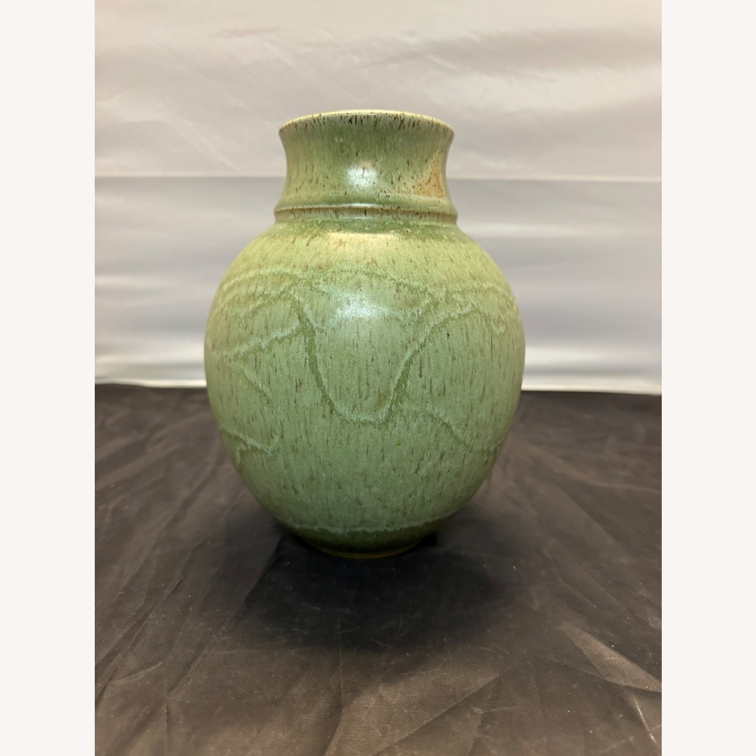 Titian Potteries Crown Lynn Vase - image-5