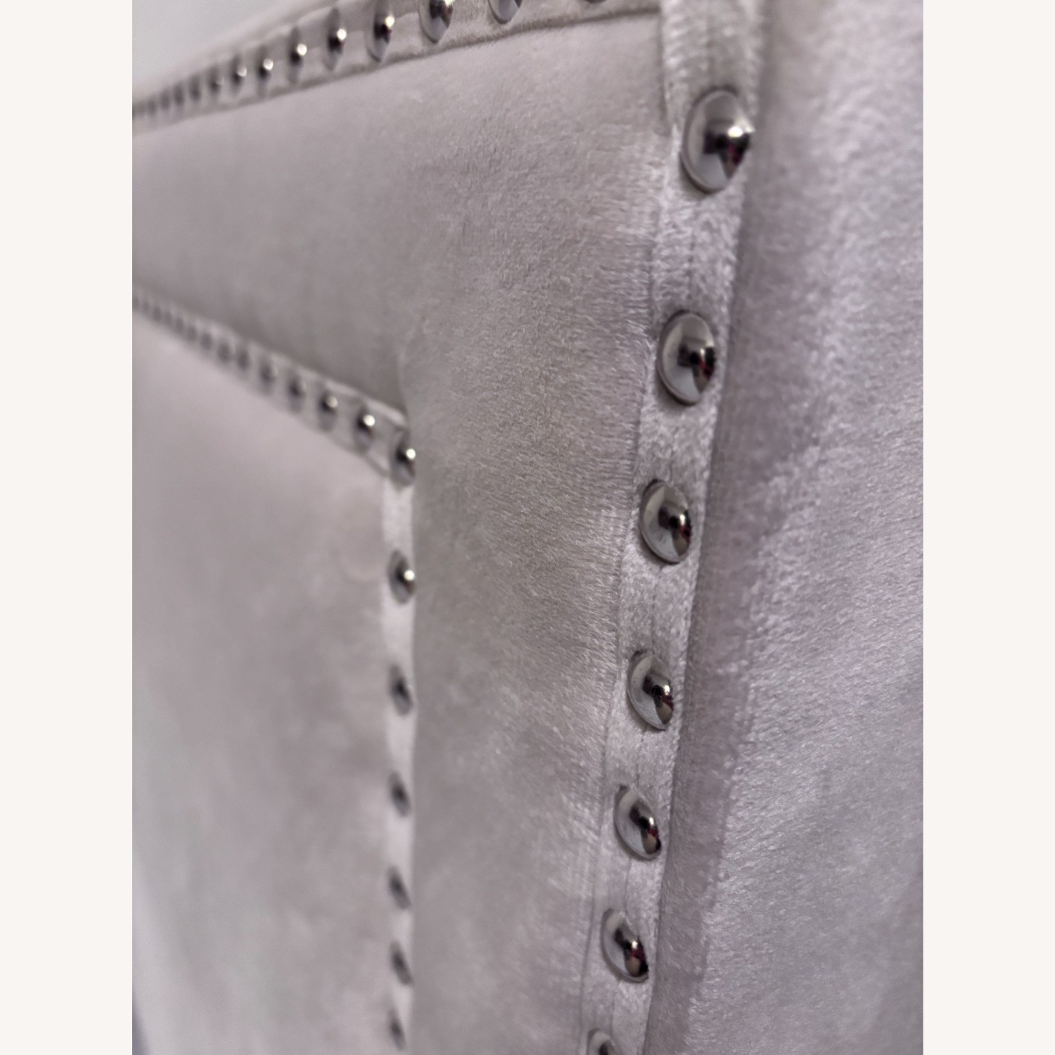 Bob's Discount Furniture Natural Fabric Full Bed - image-4