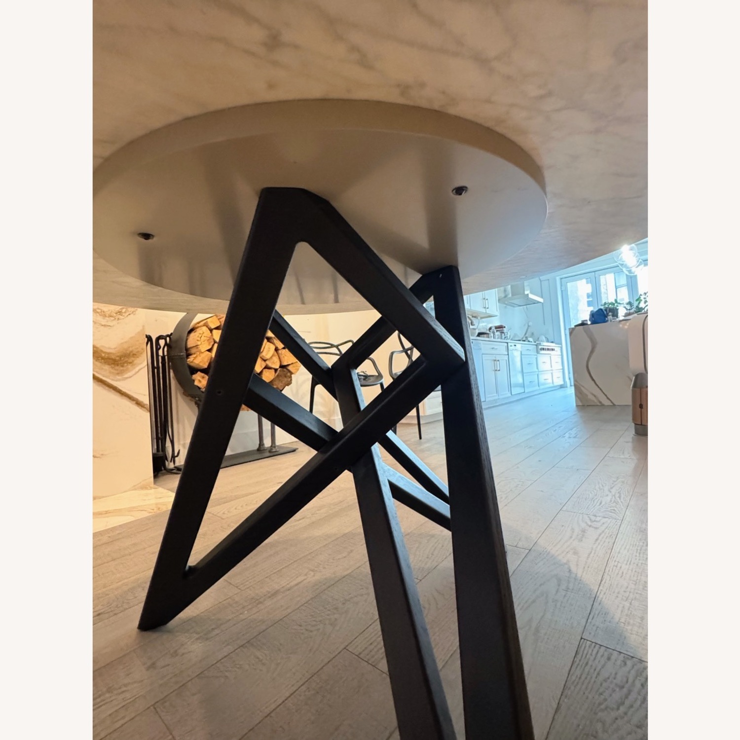 Ligne Rosset Marble 51” ENNEA Dining Table - image-5