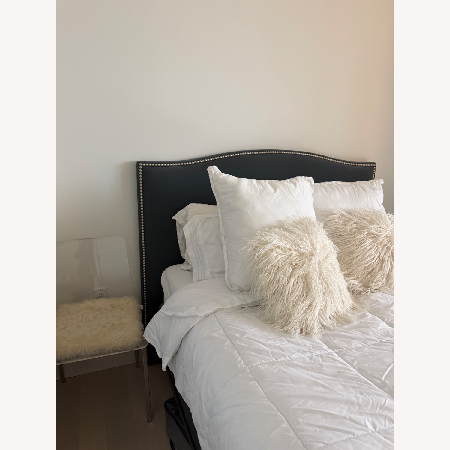 Raymour & Flanigan Alexander Hamilton Full Bed - image-1