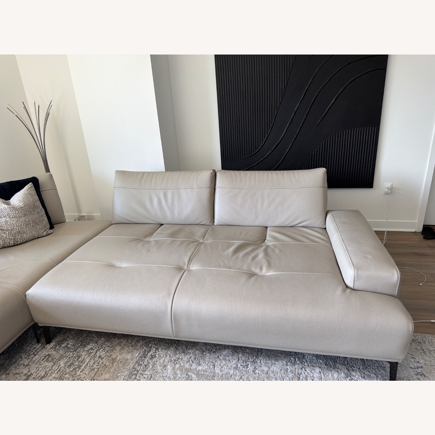 Cantoni Light Gray Leather Mattel Sectional Sofa - image-1