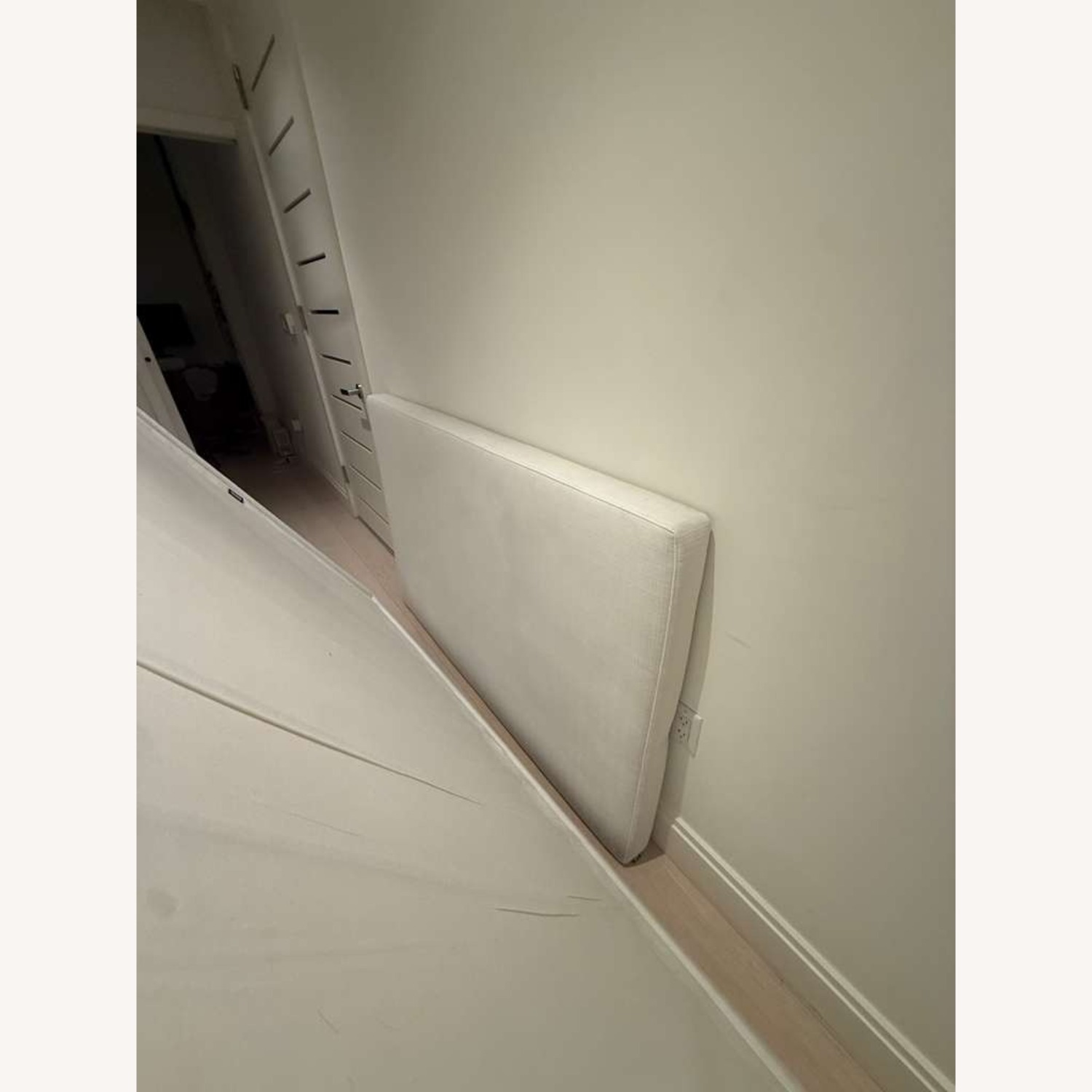 Softframe Classic Bed - image-2