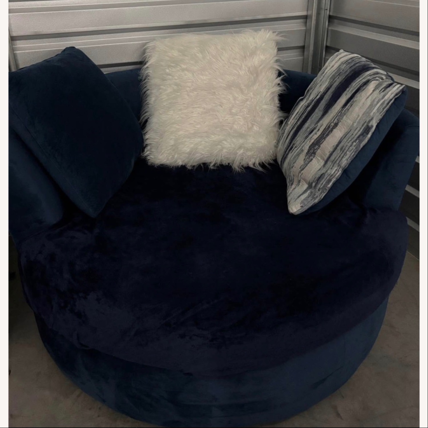 Cordelle Swivel Chair - image-7