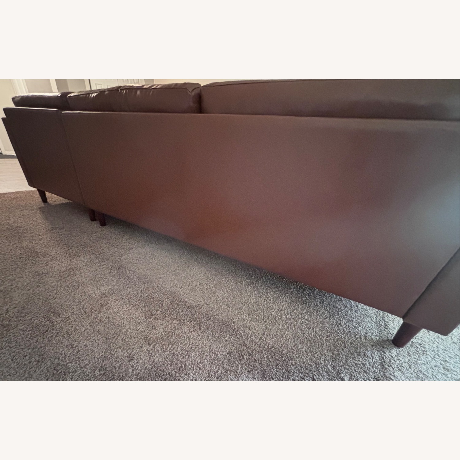 Right Hand Facing Sofa & Chaise - image-5