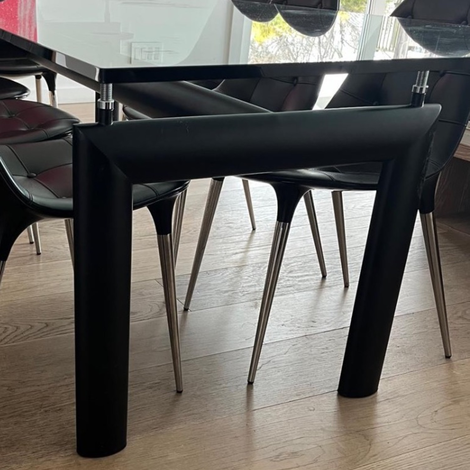 B&B Italia Black Leather Dining Table le Corbusier - image-2